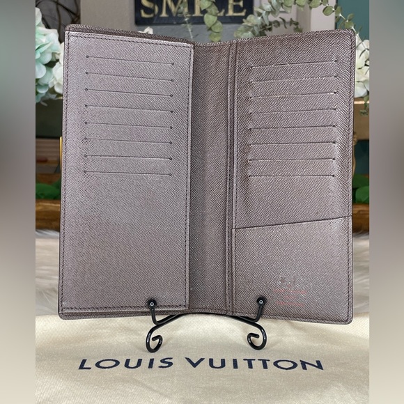 (MT48) Authenticated Louis Vuitton Damier Ebene Brazza Wallet - Picture 8 of 15